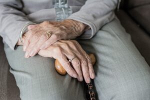 Pensioni INPS, assegno più leggero ad aprile 2024 per chi supera questa soglia ISEE